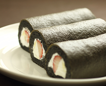 ロールケーキ専門店クルル 『恵方巻き・丸かぶりロール』 おこデパ