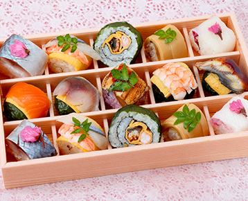 春の手鞠わさび葉寿し わさび葉寿し うめもり