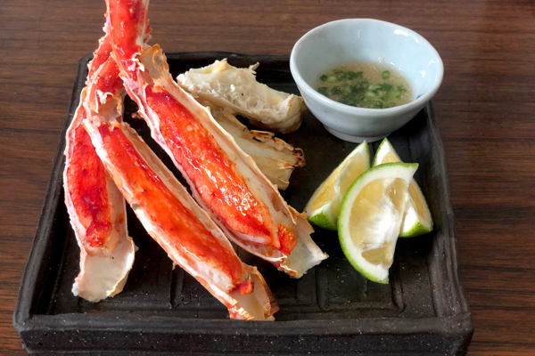 高鮮度で肉厚で満足感! 生かボイルを好みで選べる 「タラバガニ 半むき身」