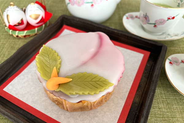 桃の節句を祝う 長崎伝統の縁起菓子 「桃カステラ」