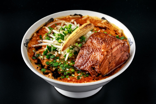 人気ラーメン店・鬼金棒の味を家で再現! 唐辛子&山椒が刺激的な「肉増しカラシビ味噌らー麺」