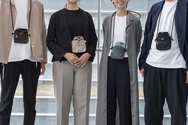 機能性にすぐれたおしゃれなワークグローブ 「成 Artisan」 スマホと一緒にラクラク収納!軽量×コンパクト×スライド式 「sustaina01ネックポーチ」