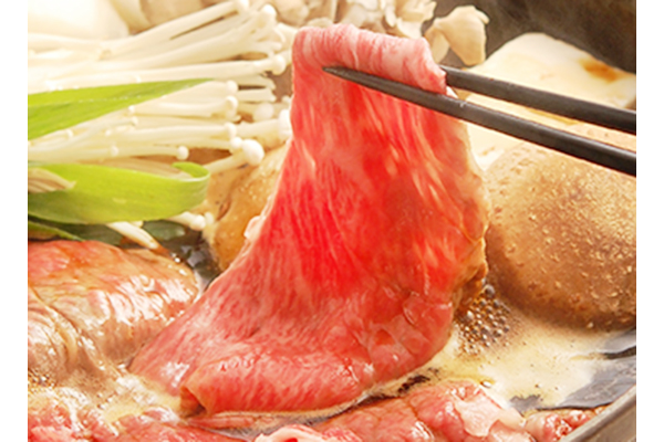 「すき焼きなら松喜屋」と言われる近江牛専門店から、最高級の味をご家庭へ。通だけが知っている贅沢カレーも必食。
