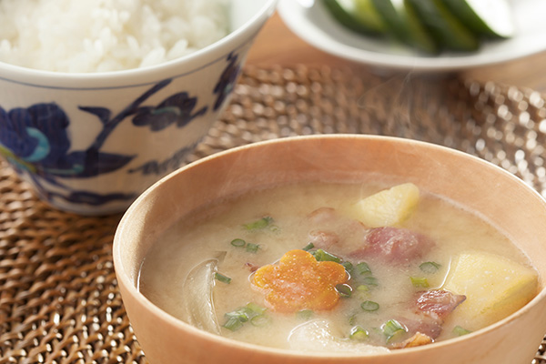 味噌を変えるだけで食卓が豊かに。プロが選ぶ味噌3種の「初めてセット」