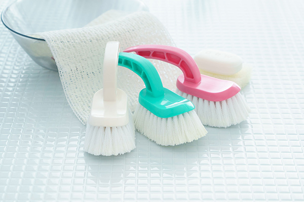 洗剤も石鹸も不要!バスブラシとハダピカタオルで体と環境を守る