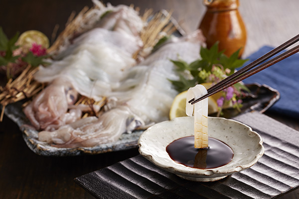 食材を引き立てるまろやかな塩味！自然のまま熟成させた「減塩寒仕込み醤油 蓮華」