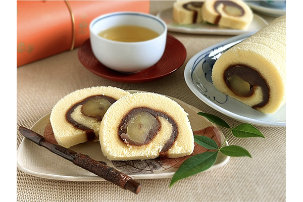 大粒の栗を贅沢に巻いた愛媛県の伝統銘菓。大切な人に贈りたい「御栗（おんくり）タルト」