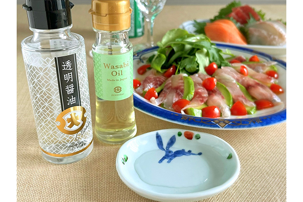 無色でクリアなのにきちんとお醤油！使い道広がる「透明醤油」と爽やかな風味の「わさびオイル」