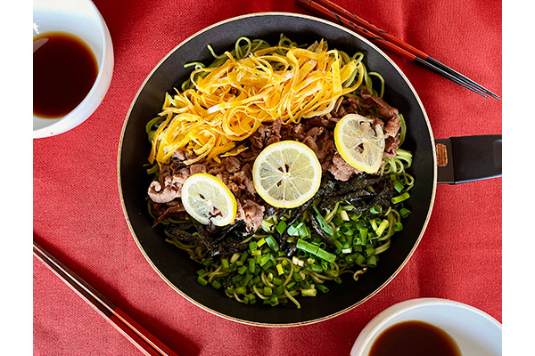 「3食焼そば」の大ヒットから50年。人を大切に成長し続ける「名城食品」の人気麺