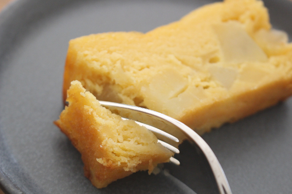 芋感たっぷり！さつまいもへの愛から生まれたやさしい味「mosukiiさつまいもケーキ」