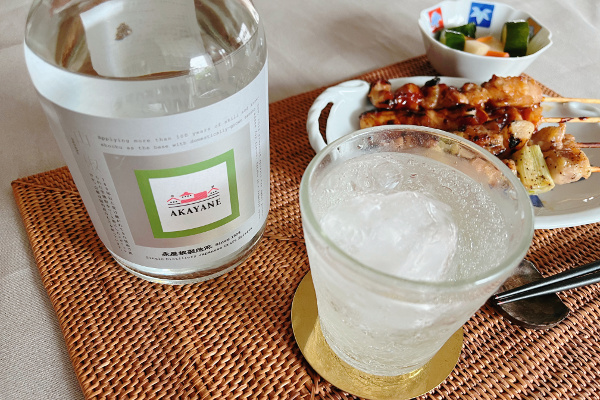 蒸留酒の常識をくつがえす、個性あふれる味わい「AKAYANE 山椒クラフトスピリッツ」