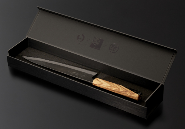 庖斬巴 黒仕立て 牛刀包丁 240mm IK-02240