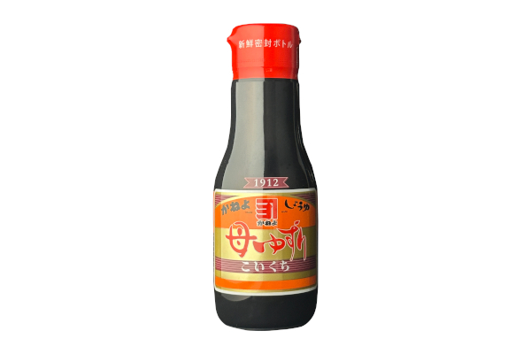 1本で煮物の味もピタリと決まる、鹿児島生まれの醤油「母ゆずり濃口」