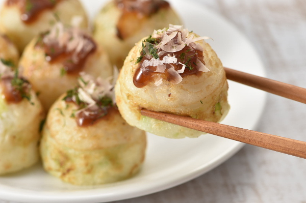 小麦粉アレルギーでも安心！もちっとおいしい。冷凍たこ焼きのパイオニア企業が生んだ「米粉で作ったたこ焼」