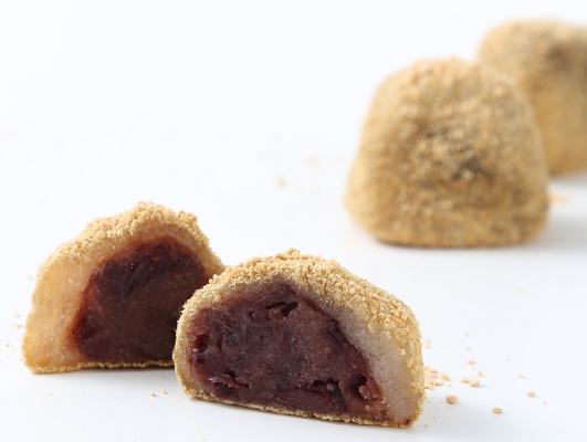 秀吉が愛した440年続く奈良のお菓子。極上の粒あんと、とろける求肥が織りなす餅菓子「御城之口餅（おしろのくちもち）」