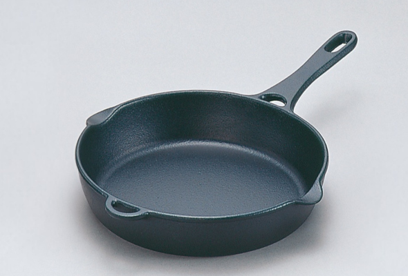「日常を彩る力」に優れた南部鉄器。ただの目玉焼きさえ驚きのおいしさになる「フライパン21」