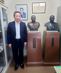 株式会社三八 代表取締役の小林久高氏