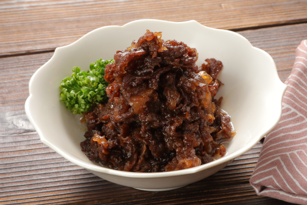 A5ランクの仙台牛を使用「仙台牛すき焼き煮」は、農林水産省が選ぶ「イチオシごはんの友」の宮城代表！