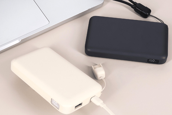 安全性と利便性を可愛さで包んだモバイルバッテリー「準固体モバイルバッテリー」